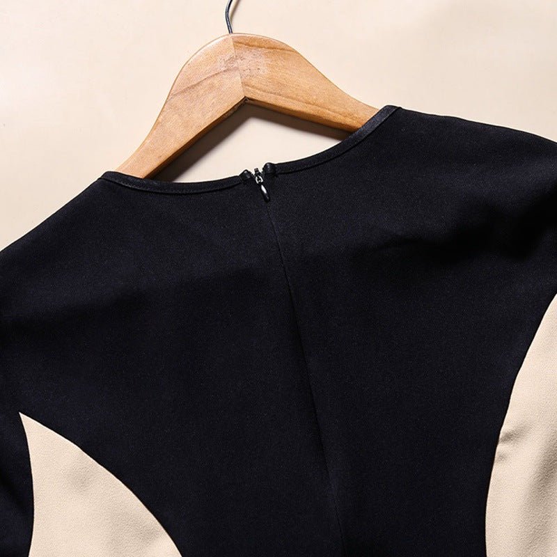 Abaya SYRA | Édition Artisanale Bicolore Beige & Noir à Pompons | OnFleek